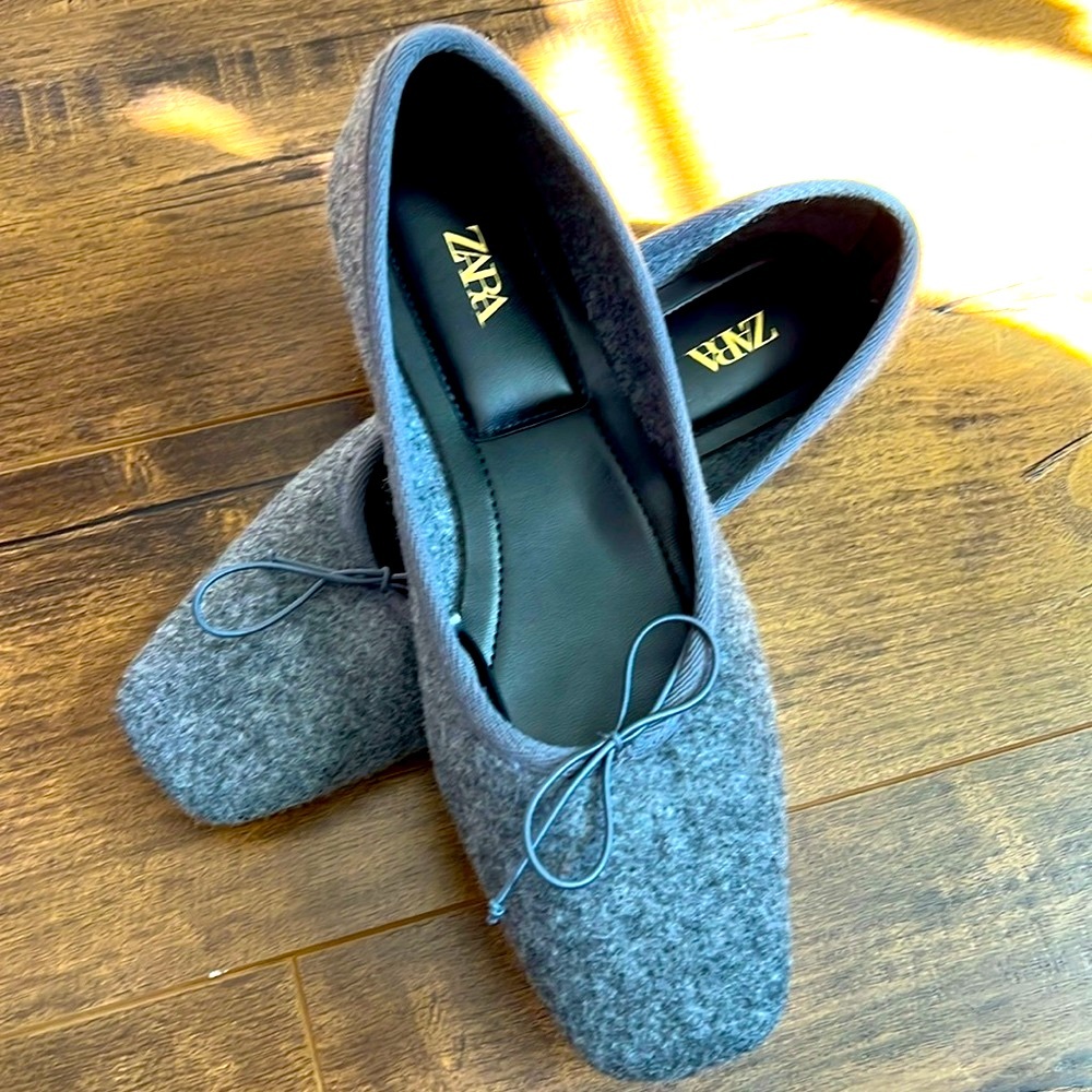ZARA Felt Ballet Flats